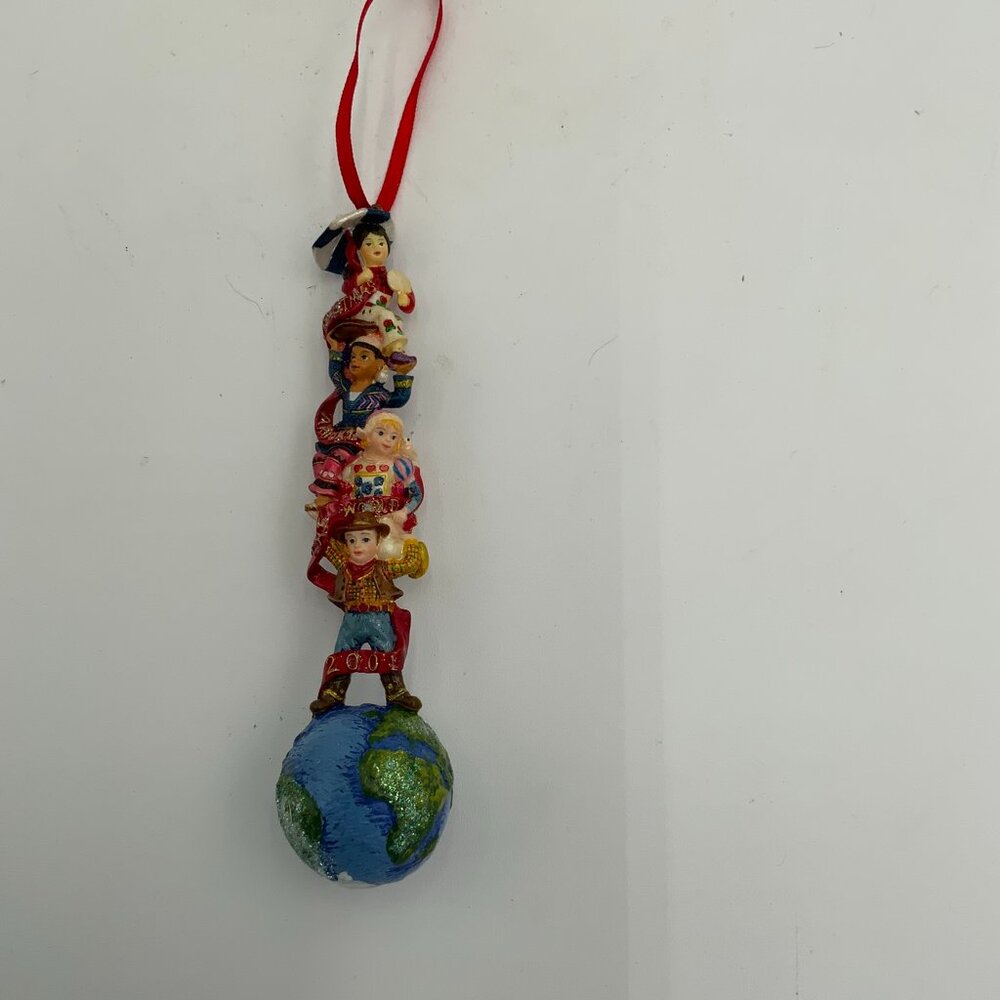 Christopher RADKO CHRISTMAS AROUND the WORLD 2001 Ornament